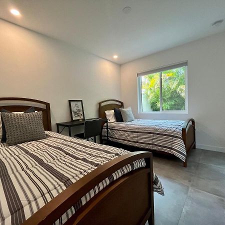 Hiddengem In Charming Sarasota, Florida Villa Luaran gambar